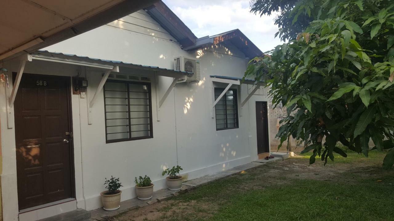 Homestay / Roomstay Muslim Budget Tanjung Malim Tanjong Malim Buitenkant foto