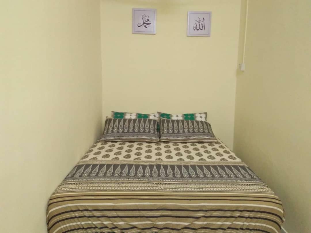 Homestay / Roomstay Muslim Budget Tanjung Malim Tanjong Malim Buitenkant foto