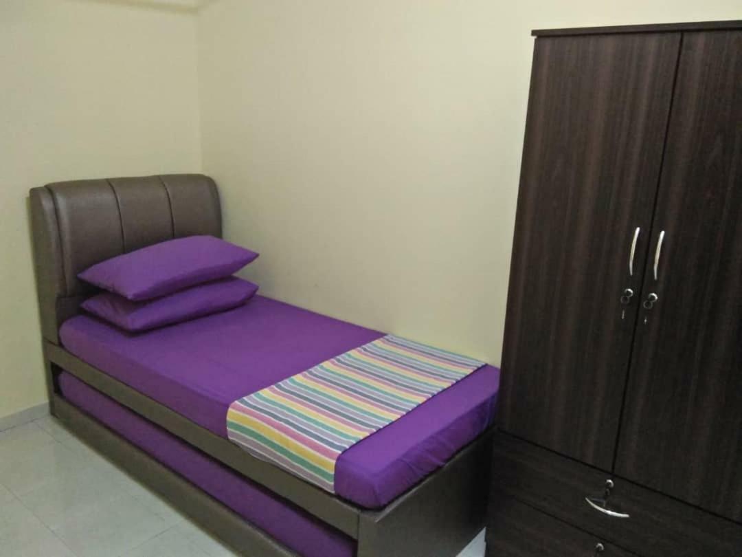 Homestay / Roomstay Muslim Budget Tanjung Malim Tanjong Malim Buitenkant foto